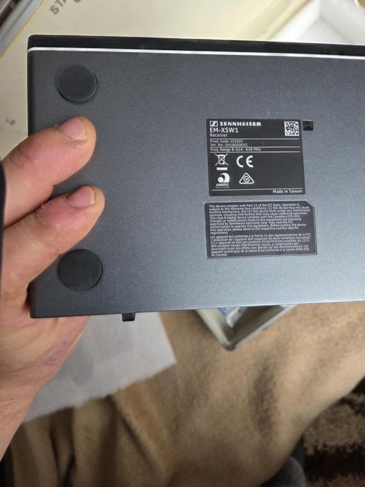 Vând microfon SENNHEISER original