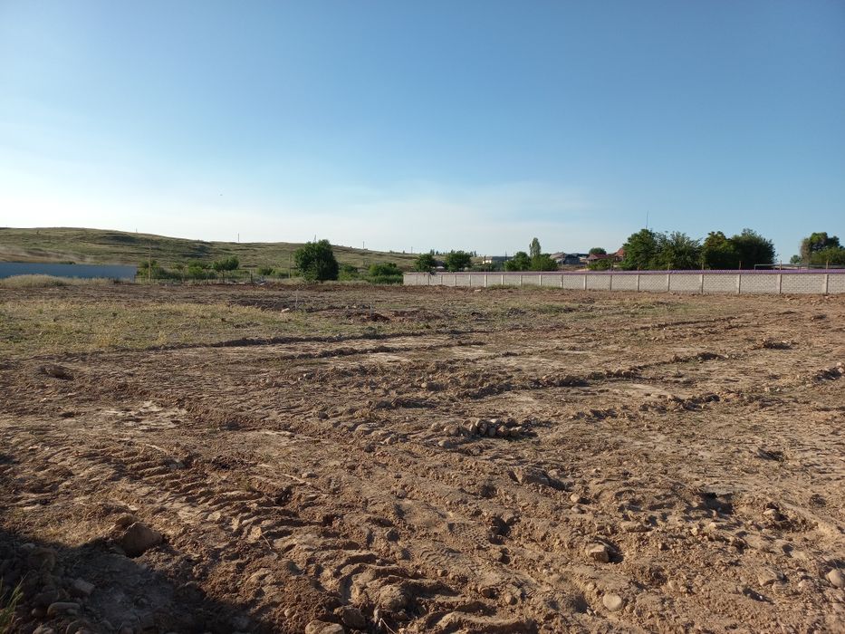 Yer sotiladi. Ер сотилади