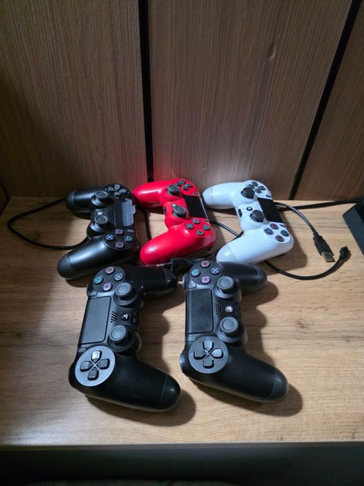 Джойстики PS4 Slim DualShock 4