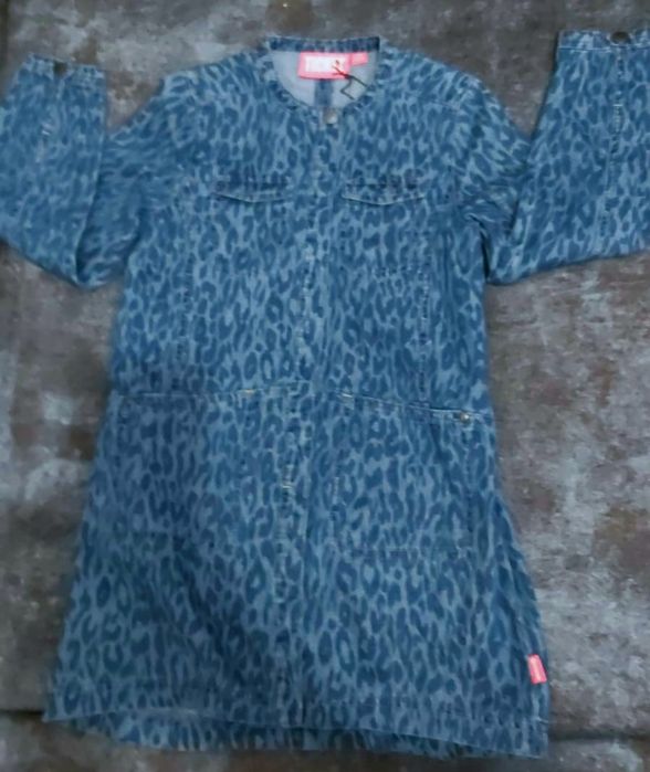 Новые джинсовое платье на 6-7  лет