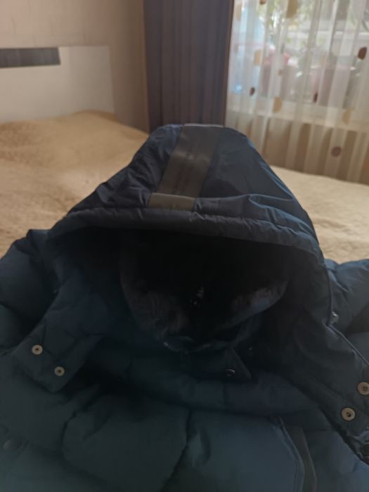 Продавам мъжко яке размер L