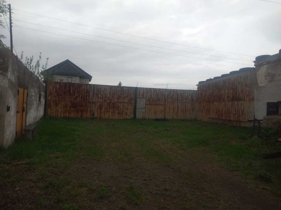 Продам здание, в центре города