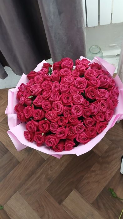 Цветы свежие 75 шт