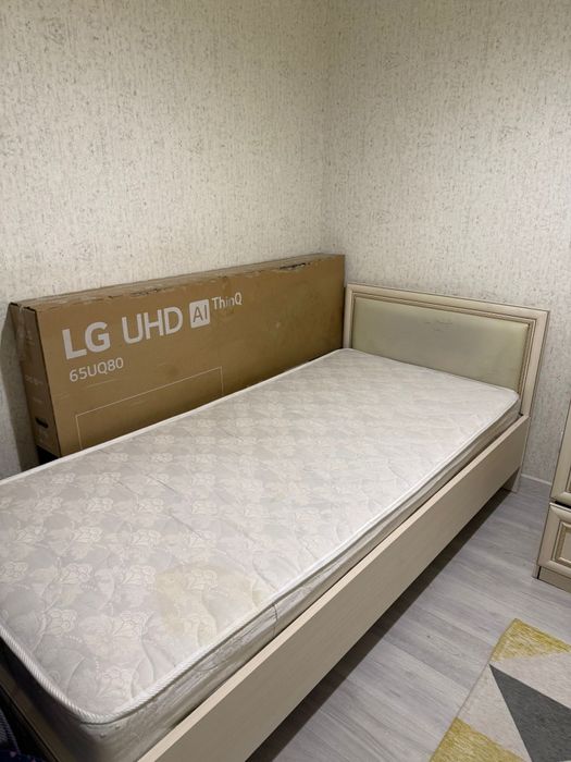 Продам шкаф и кровать