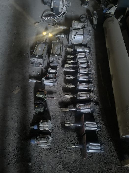 Пневмо целиндры разных размеров