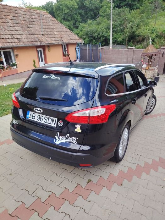 FORD Focus 2011 — imagine 4