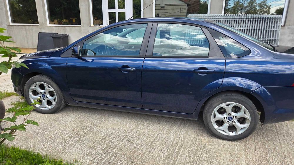 FORD Focus 2011 — imagine 2