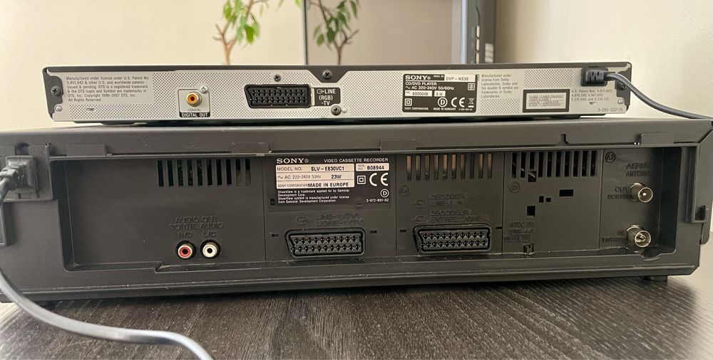 Sony DVP-NS38 – CD/DVD плейър
