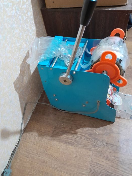 Аппарат для запайки стаканов