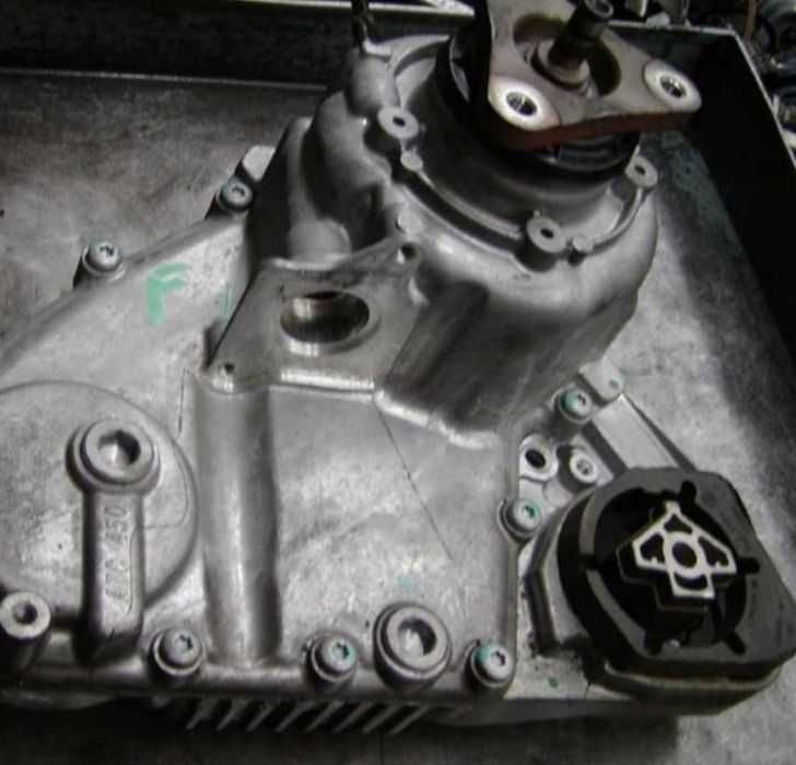 Cutie transfer reductor 4x4, grup diferential