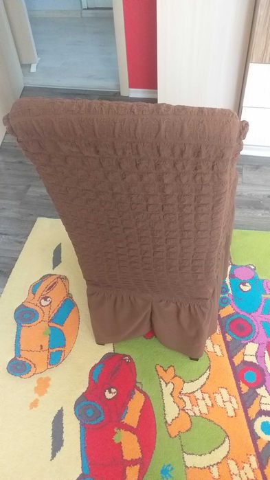 Калъфи за столове в кафяво 1брой -20лв.