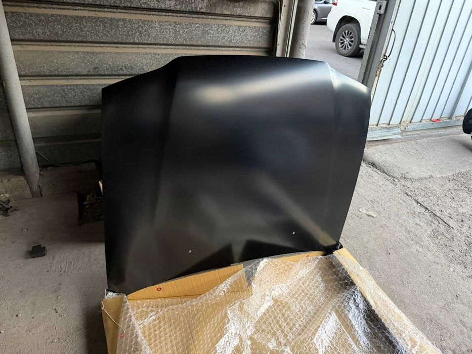 Капот Toyota Carina e карина е 92-96
