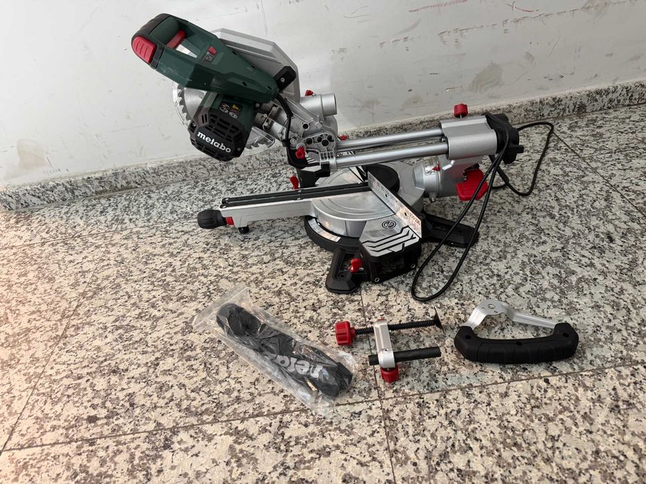 Герунг циркуляр с изтегляне ø216mm METABO KGS 216 M PCL