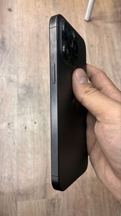 Iphone 15 pro max 256 гб идеал