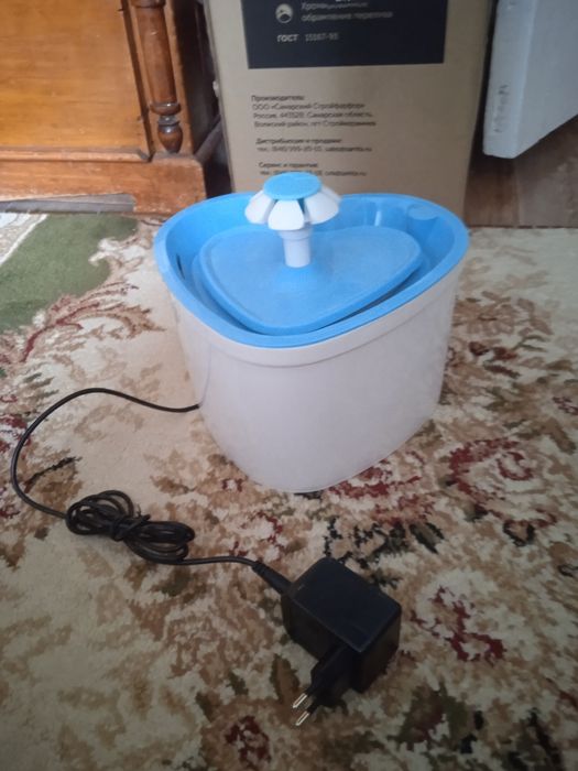 Фонтанчик для котов