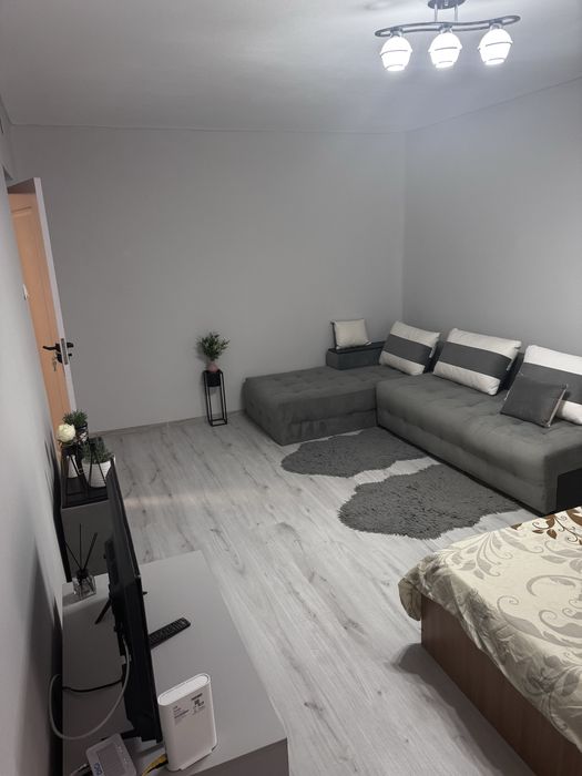 Garsoniera,de inchiriat!!!