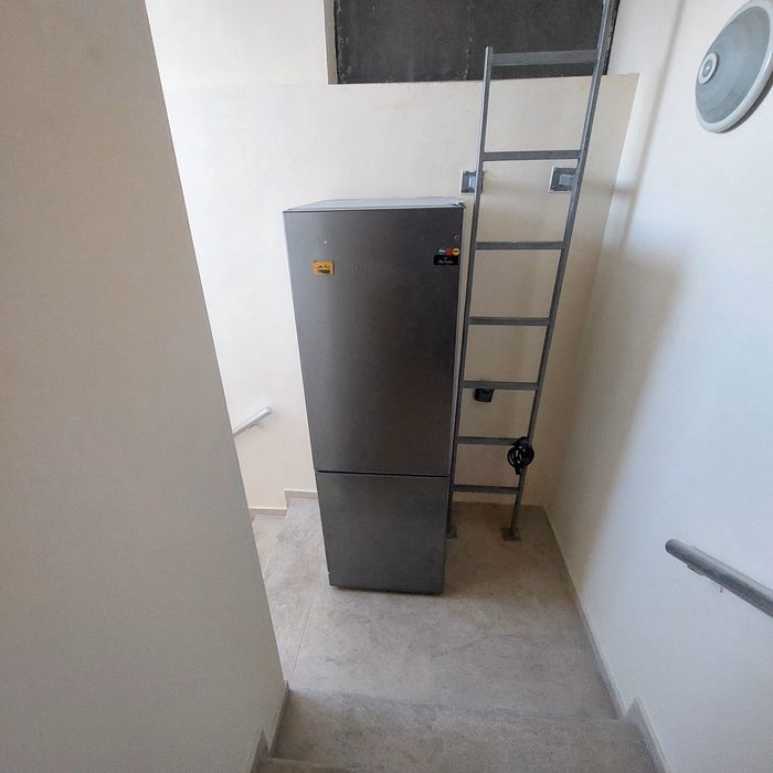 Хладилник Либхер за части cnl 4313