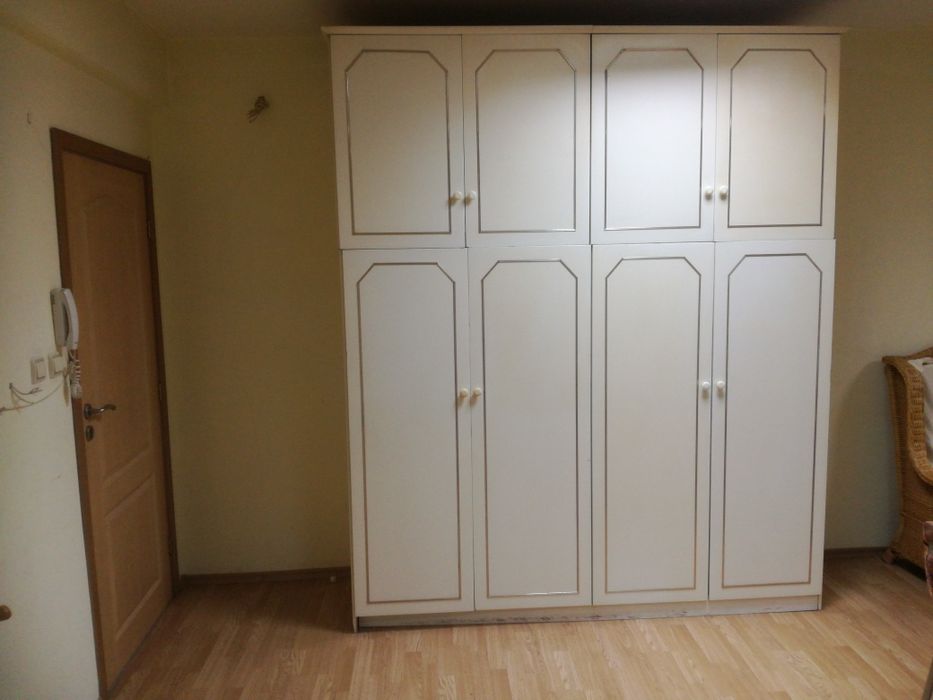 Под Наем Боксониера Супер Център Пазарджик (пешеходна зона)