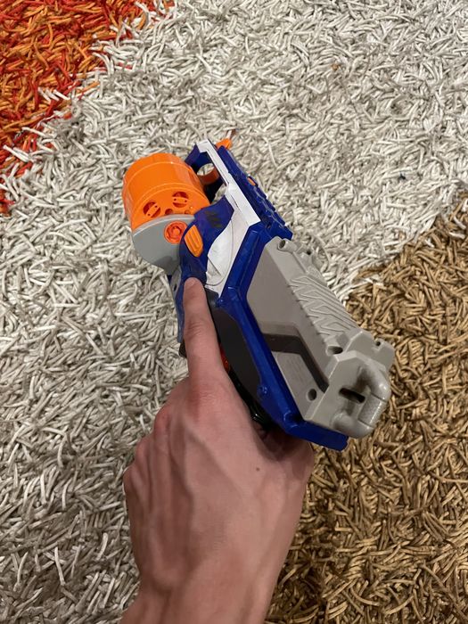 Pistol Nerf Strongarm
