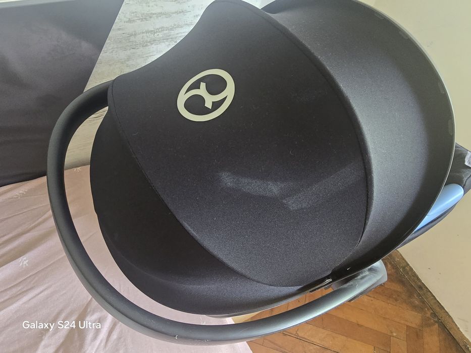 Cybex Aton  M + изофикс база