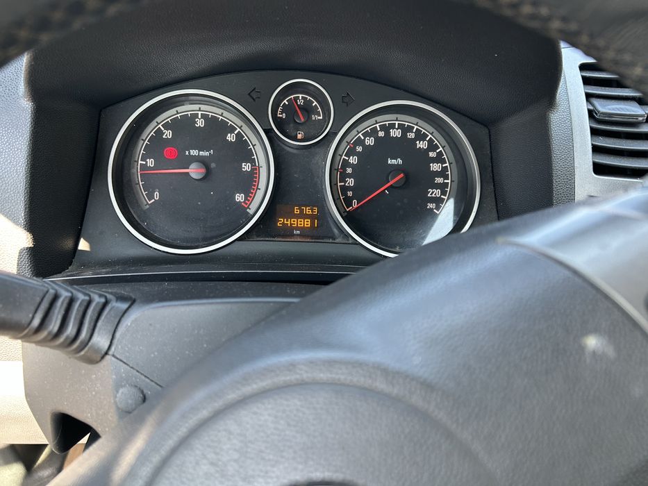Opel Zafira 7 locuri