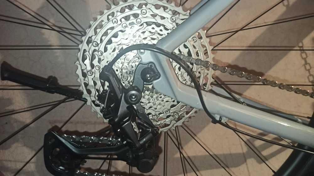 Vând bicicleta Canyon noua