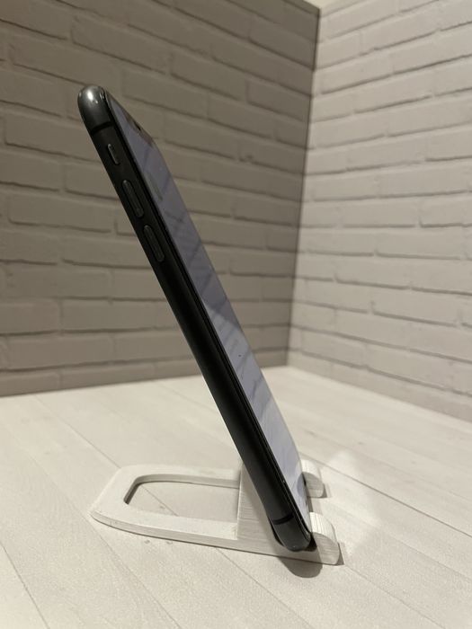 iPhone 11 64GB Black, срочно