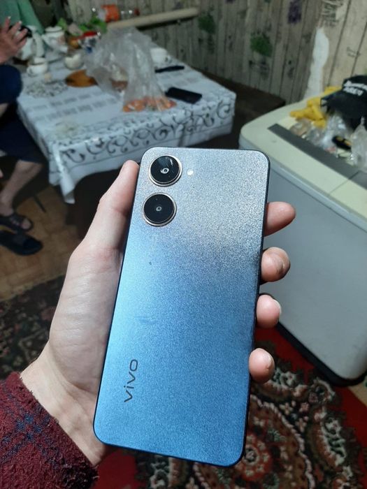 Продам телефон, в хорошем состоянии