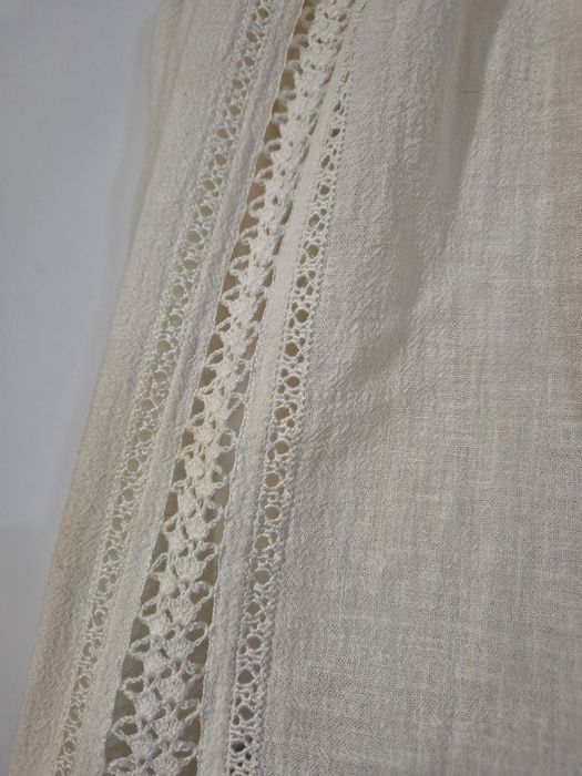 Poale traditionale vechi 100 de ani