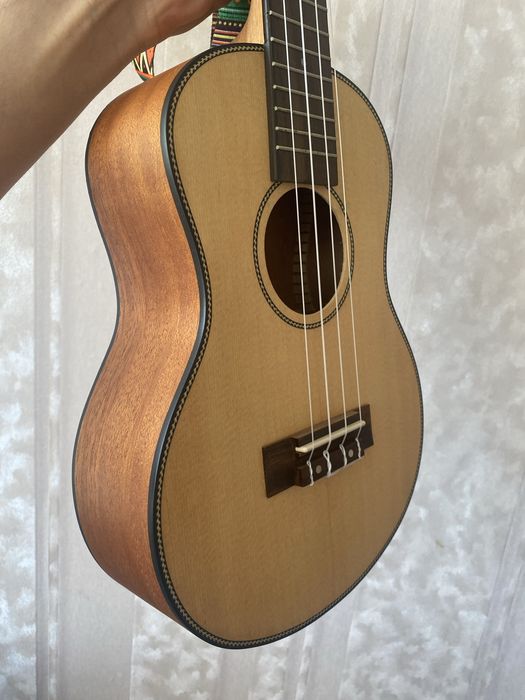 Укулеле Cascha Тенор Премиум HH 2153 HH 2154