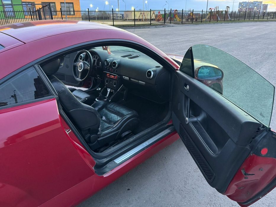 Продам ауди ТТ Quattro