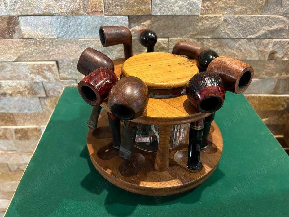 Set 9 pipe, de colectie, in suport din lemn cu borcan integrat