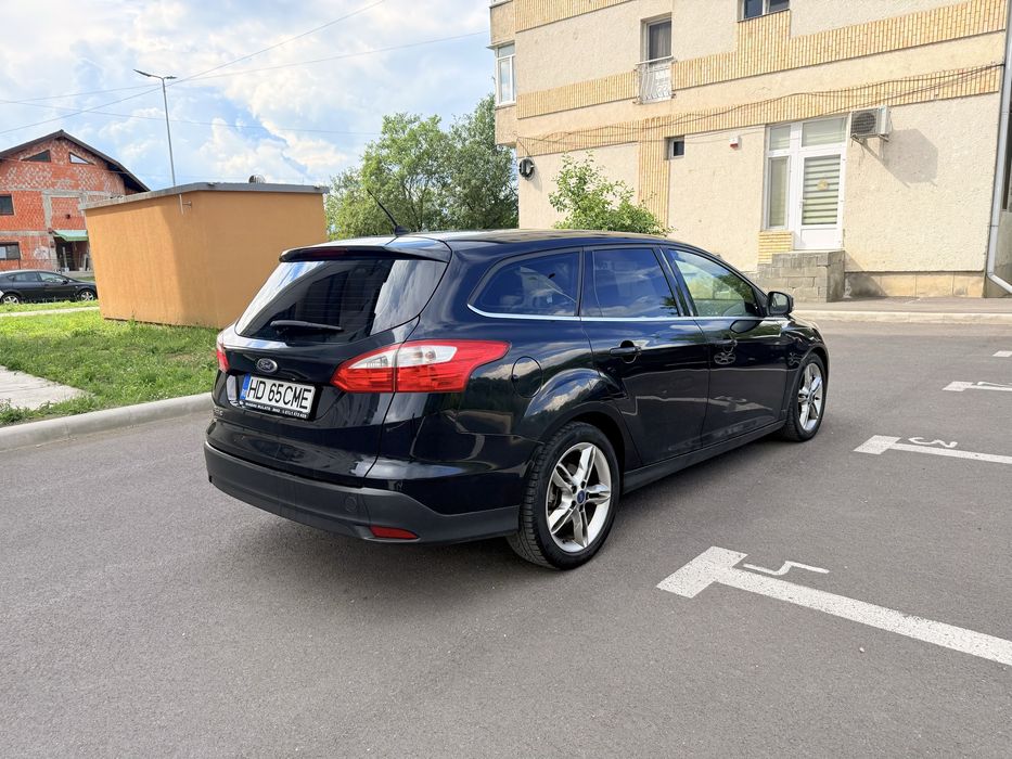 FORD Focus 2014 — imagine 3