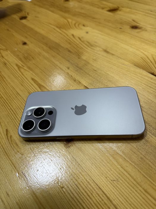 Iphone 15 pro 128 gb