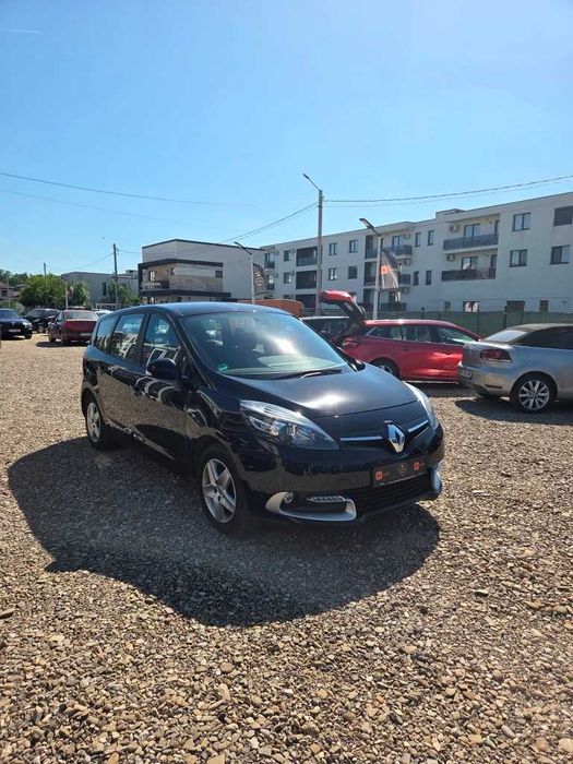 RENAULT Grand Scenic 2015 — imagine 2