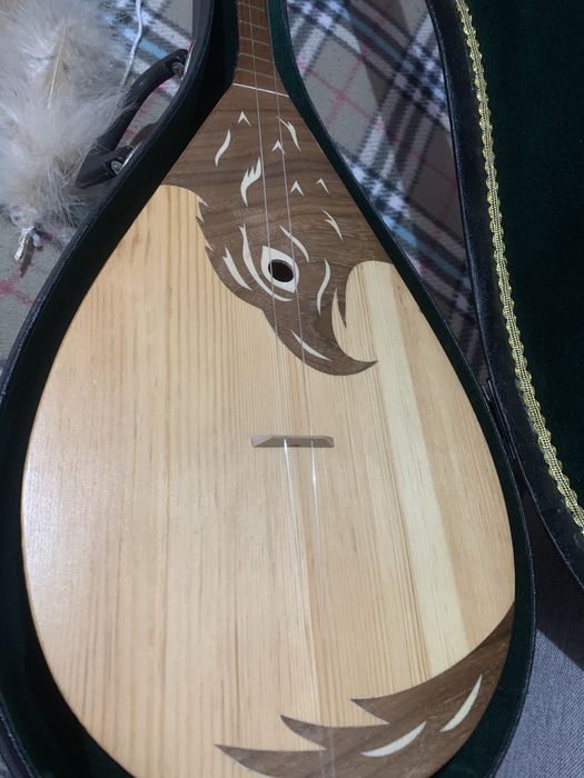 Домбыра срочно в отличном состоянии