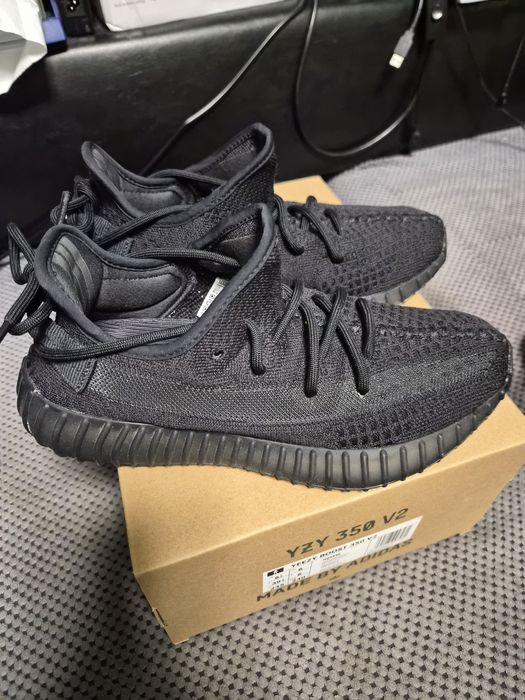 Adidas yeezy 350 v2