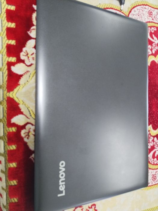 Ноутбук Lenovo core 8