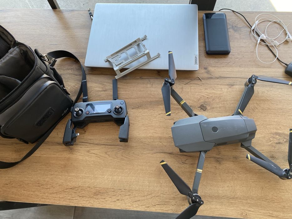 дрон DJI MAVIC pro