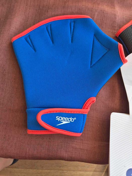 Ръкавици за плуване Speedo