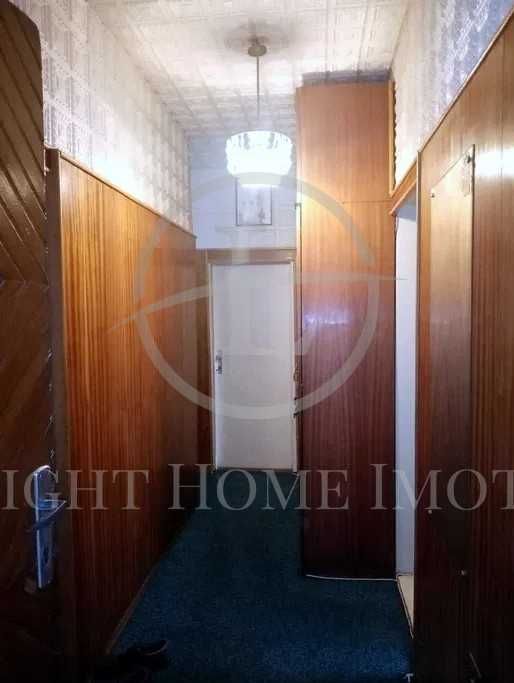 Реф. 856 Четиристаен Прослав