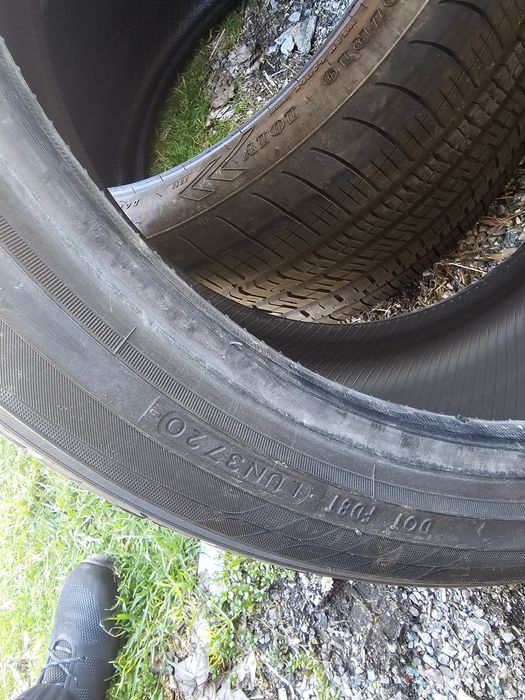 2 броя Yokohama 245/40/19