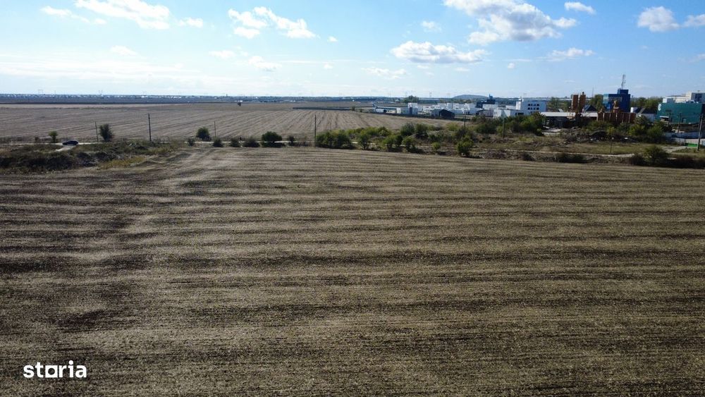 Teren 33500 m.p. PUZ aprobat - Industrial - Servicii