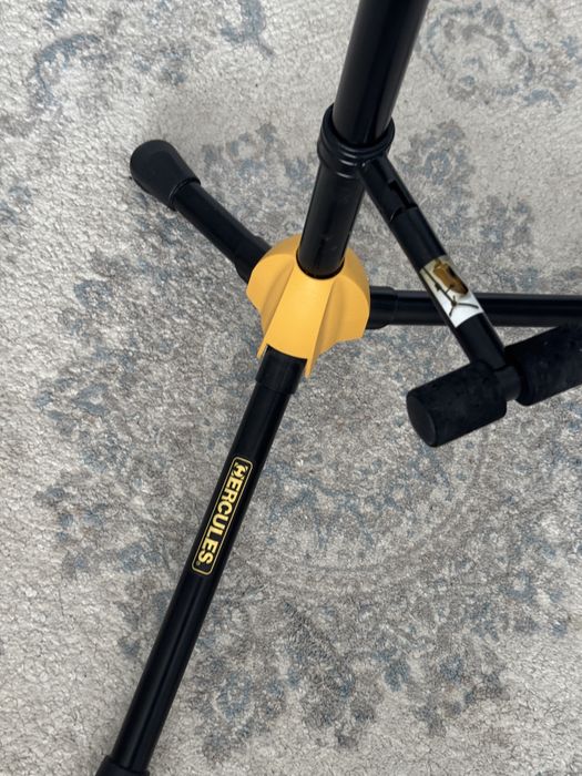 Стойка для гитары Hercules GS412B PLUS