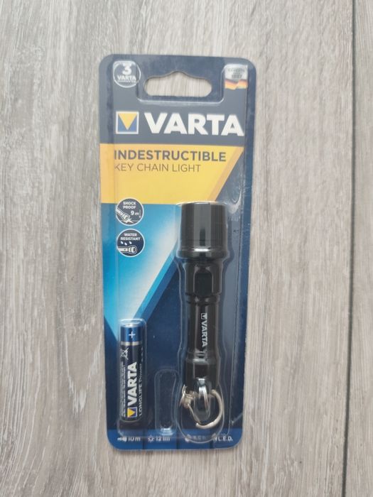 Lanterna Varta tip breloc