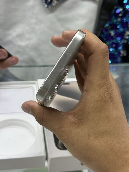iphone 15 pro max в хорошем состояний