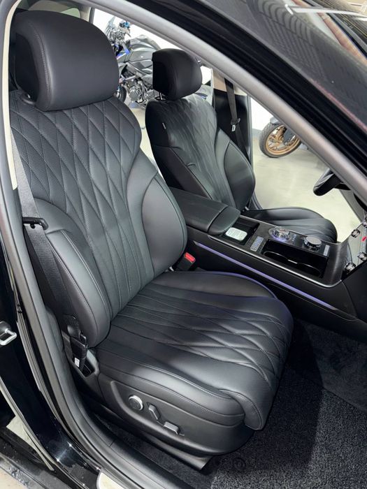 Genesis G80 AWD 2.5