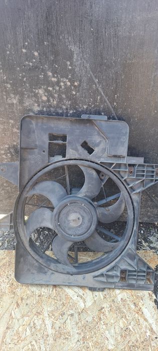 Вентилятор кондиционера Mazda Tribute