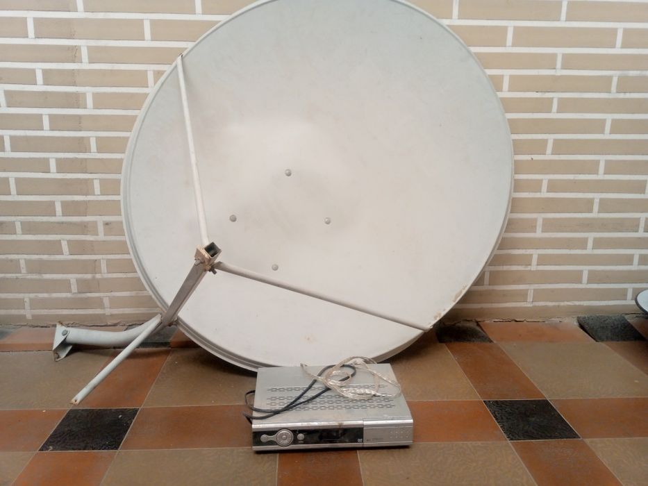Параболическая антенна