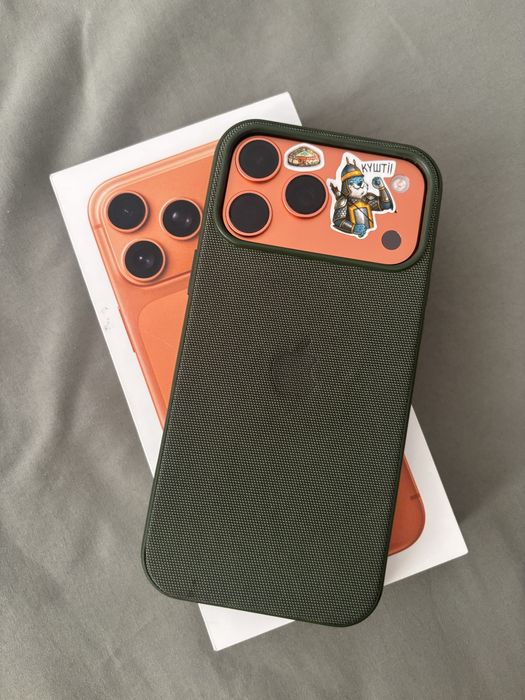 iPhone 17 Pro Max 256 GB (100%) аккумулятор
